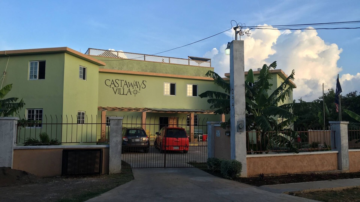 Silver Sands Hotel | Large Newly Completed Villa