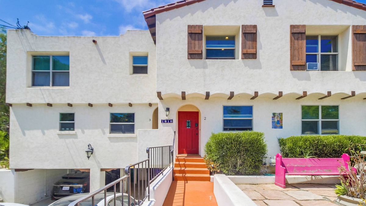 Civic Core Apartment | Large One Bedroom Charming Place