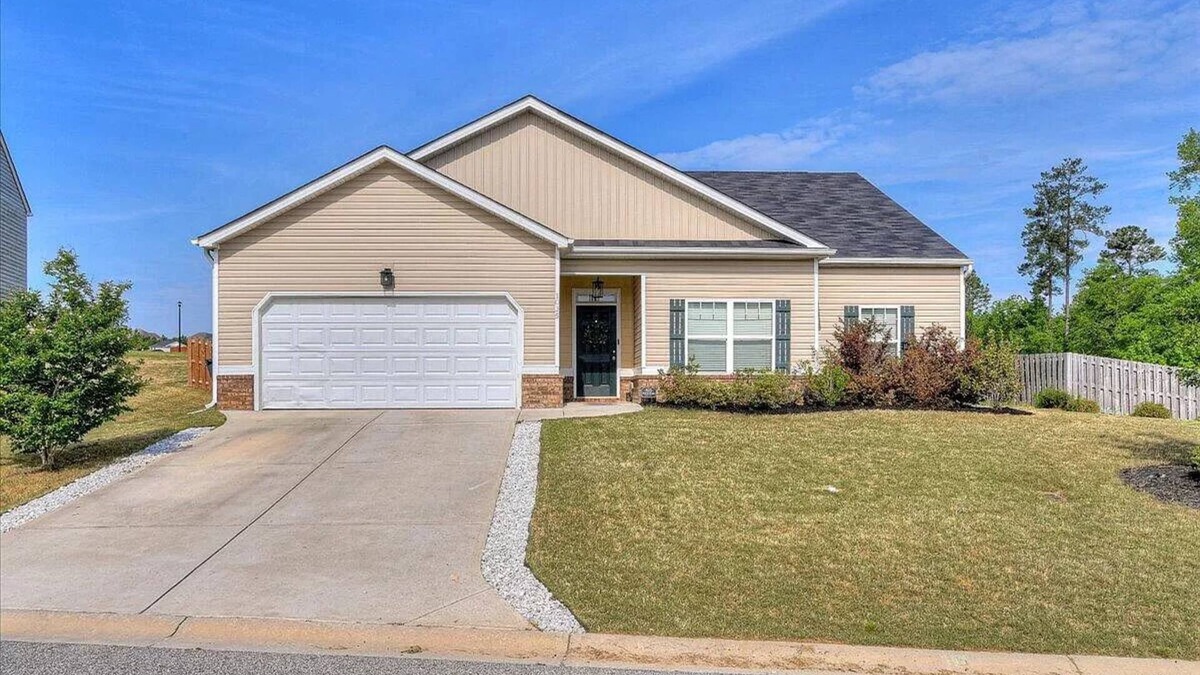 Fort Gordon House | Large Open Concept Home <20 min from Augusta National