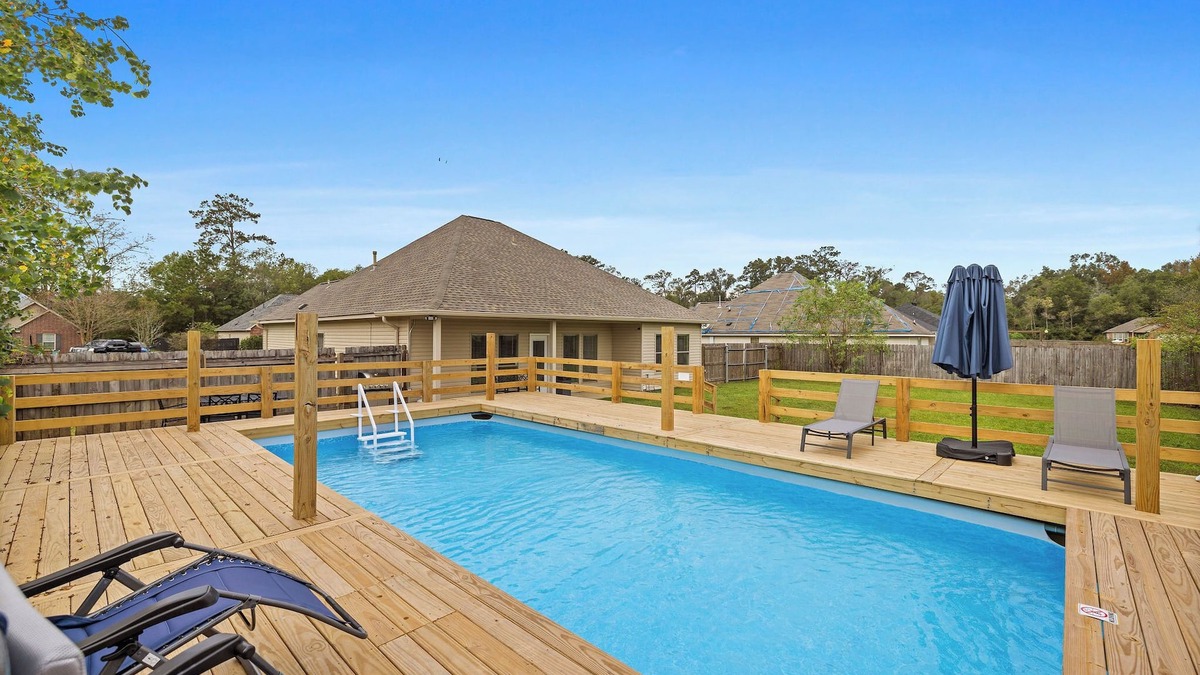 Tangipahoa Parish House | Large Pool, Game Room, TV Every Room