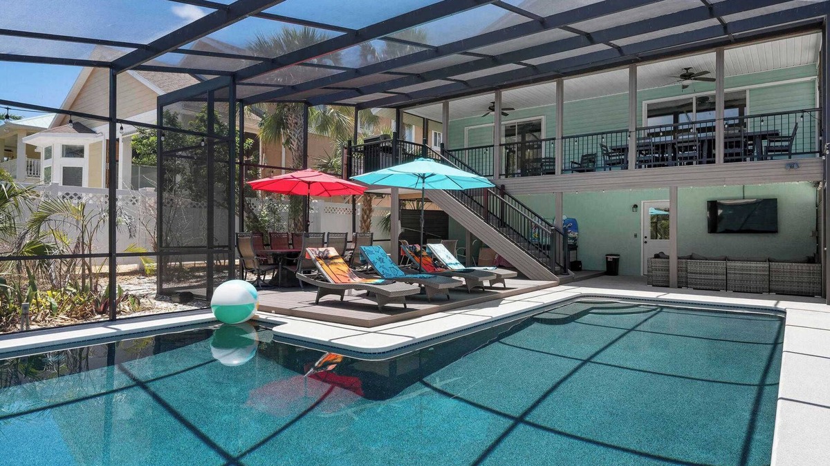 Siesta Key House | Large Pool Home- Blocks from Siesta Key Beach