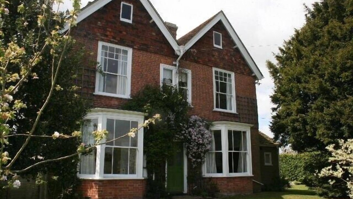 Rye House | Large, private beautiful house with tennis court