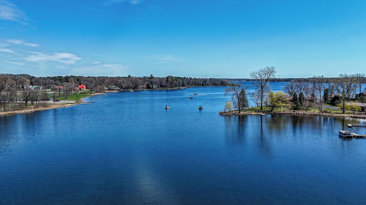 Crosby House | Large, renovated Serpent Lake home close to the Cuyuna trails and Crosby