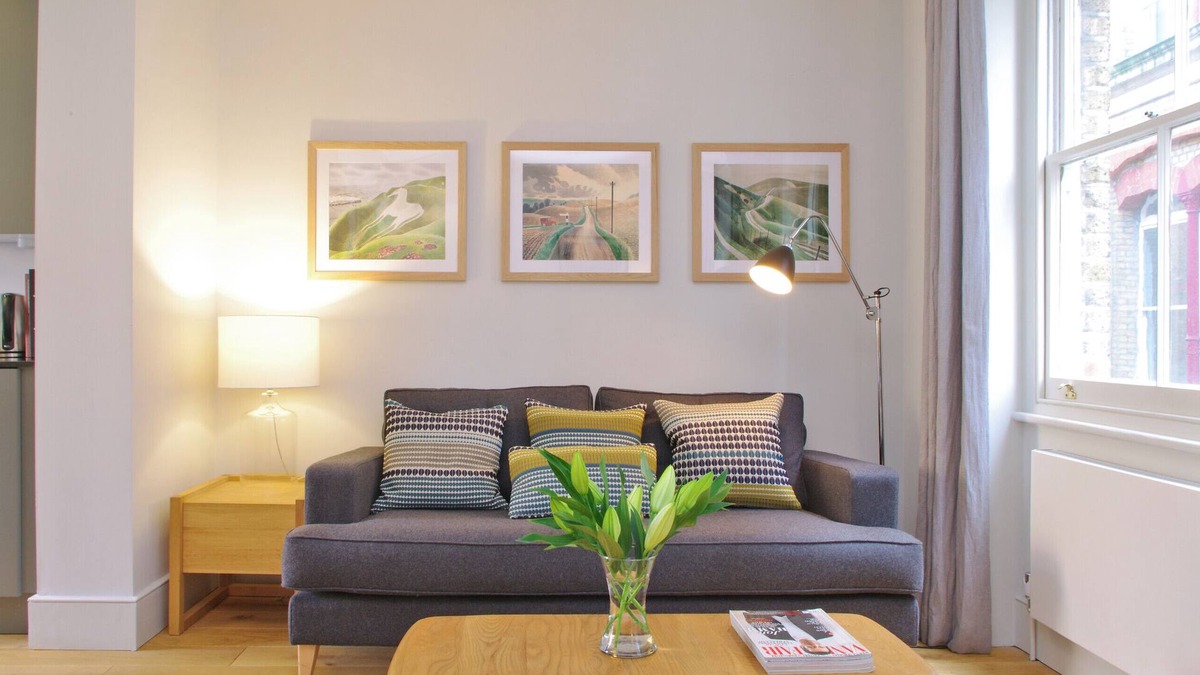 Barbican Apartment | Large Roof Terrace & King Bed In Clerkenwell