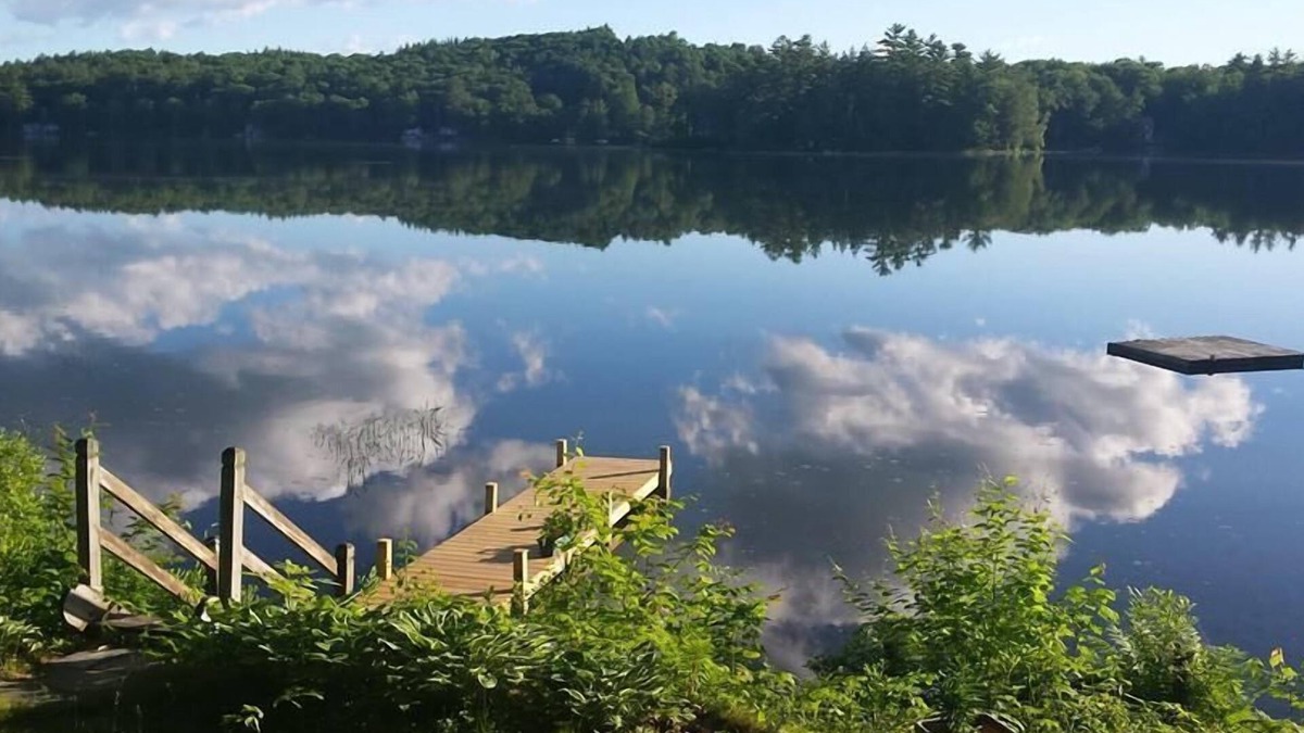 Parsonsfield Cottage | Large Rustic Lakeside Cottage In Southern Maine, Family Friendly, Pets Welcome