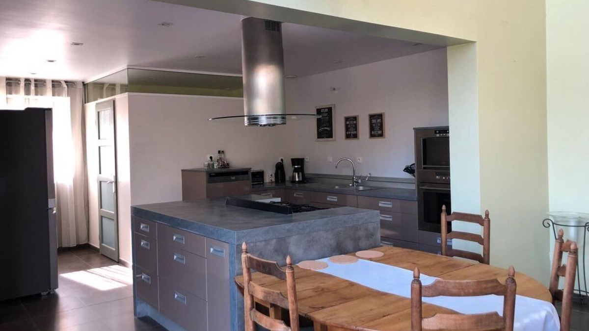 Domqueur House | Large self-catering cottage with heated indoor pool
