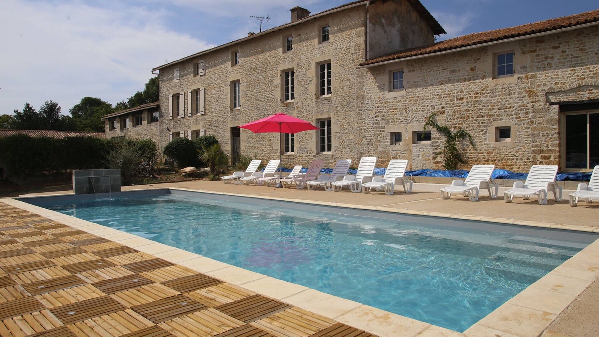 Romans House | Large sleeps 34