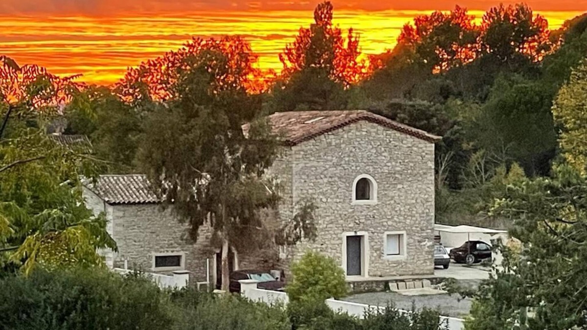 Fontanes House | Large stone house, swimming pool, billiards, petanque area, table soccer