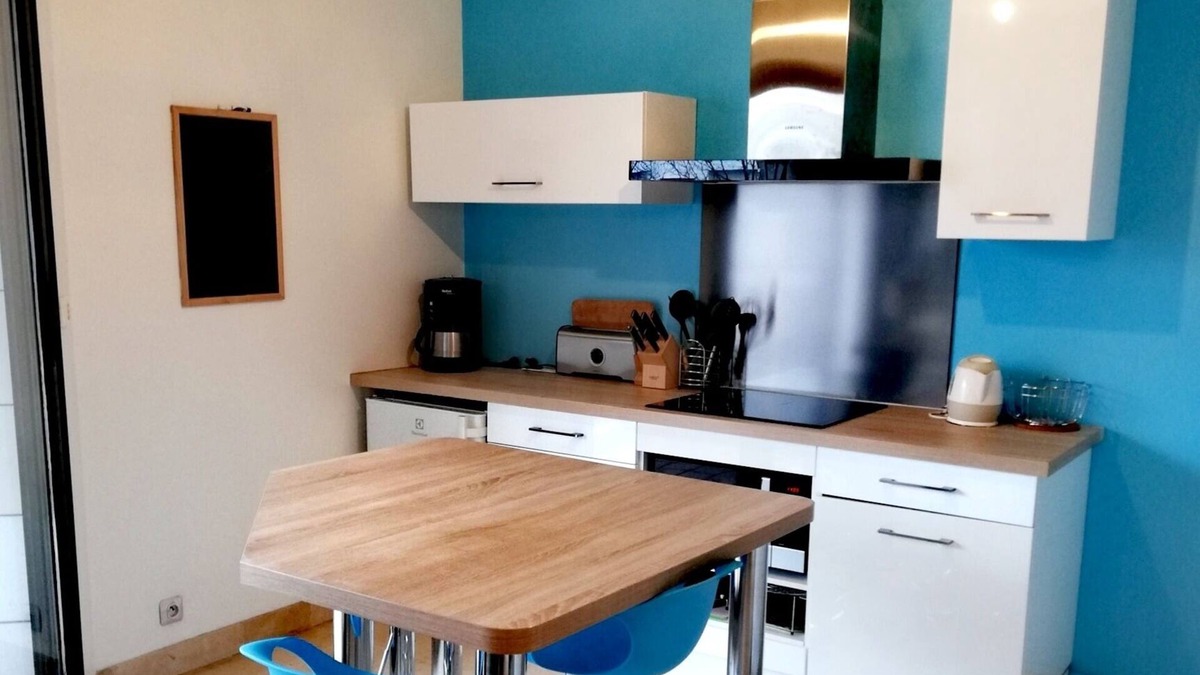 Annecy Old Town Apartment | Large studio in the center of Annecy