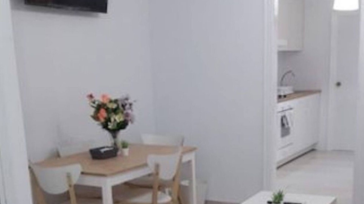 Pla del Bon Repos Apartment | Large Superior 3 bedroom Apartment Two Bathroom 2 Balconies full Airconditioning