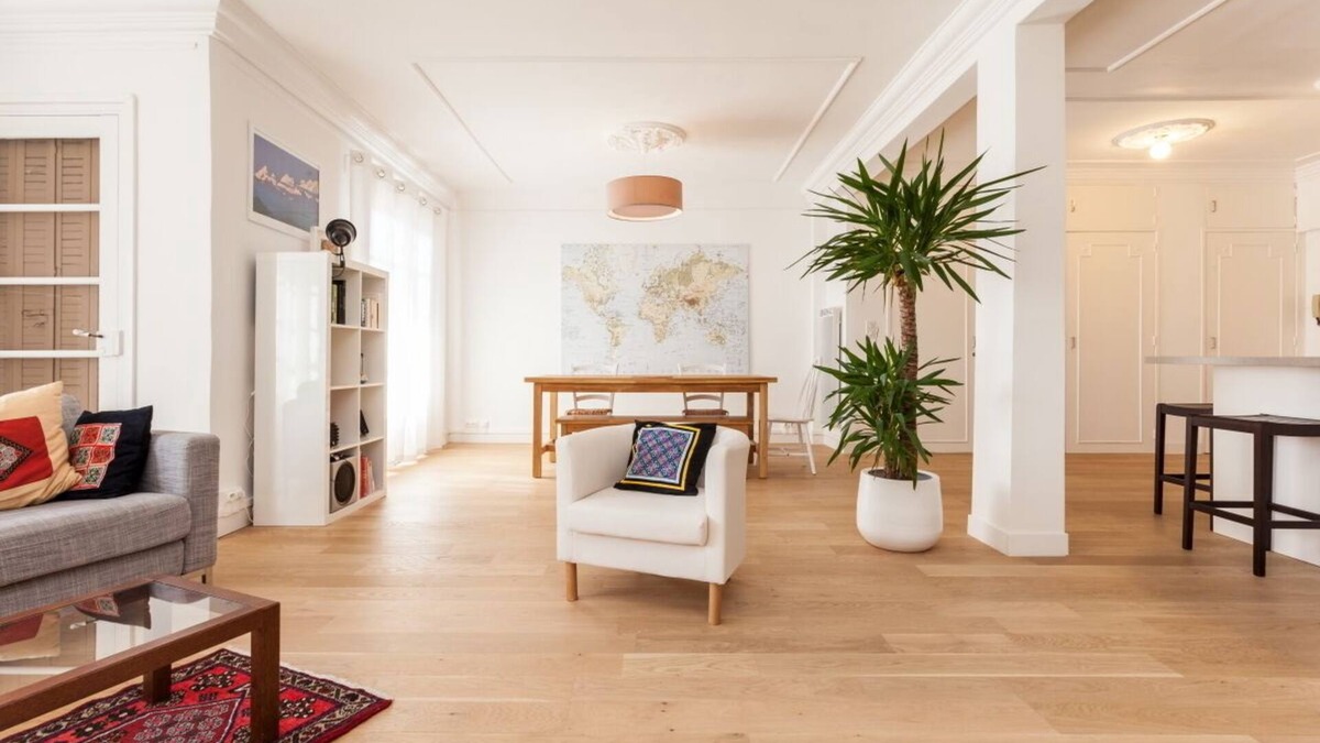 Gares Apartment | Large T3 with & balcony near train station ☀ ☀ ☀ ☀ ☀