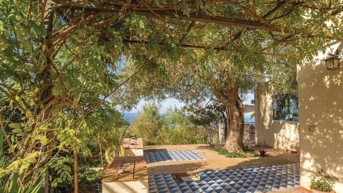 Collesano House | Large terrace, sea panorama, a few minutes from the beach of Cefalù, pets allowed