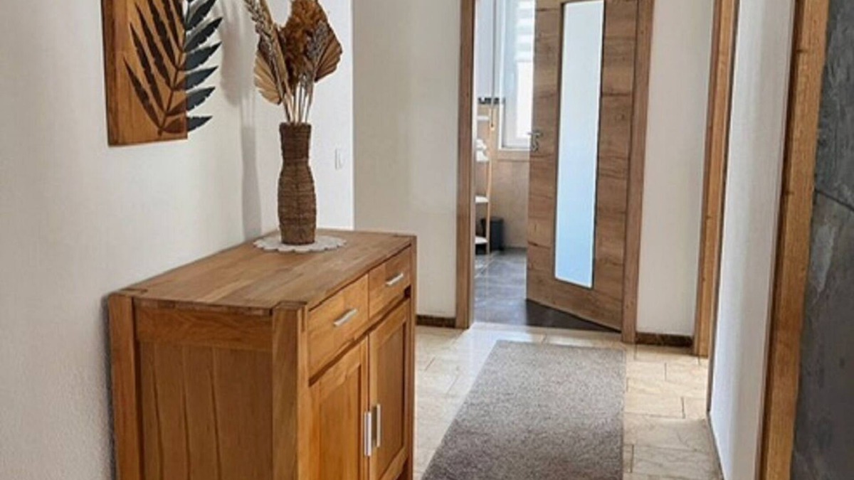 Berlingen Apartment | Large vacation apartment on the outskirts with heated whirlpool