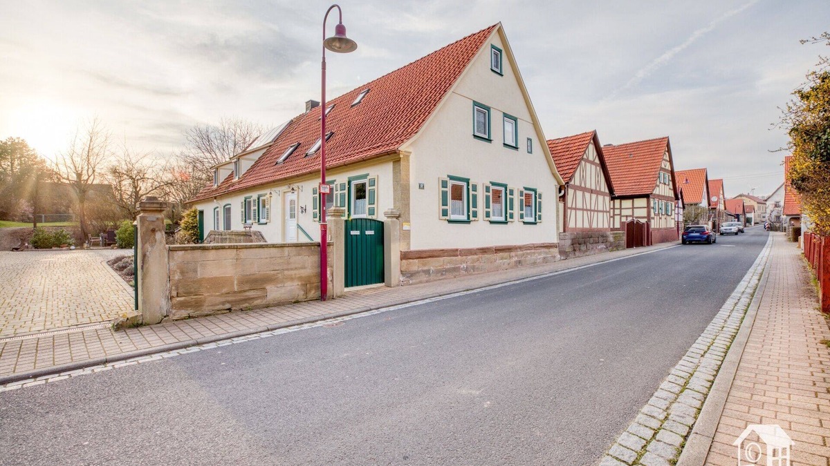 Stadtlauringen House | Large vacation home with barrier-free ground floor (5 vacation home stars)