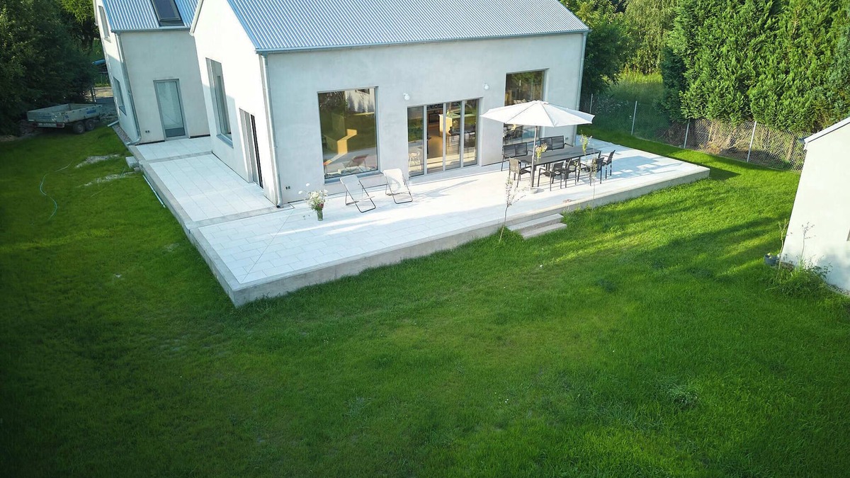 gmina Wolin House | Large vacation home on the Baltic Sea, right next to the nature park - 1.4 km to the beach.