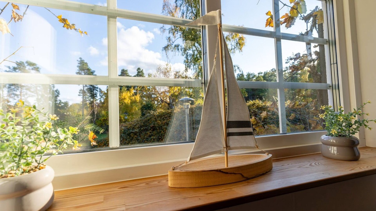 Oskarshamn House | Large vacation home with sauna and boat by the sea in Sweden!