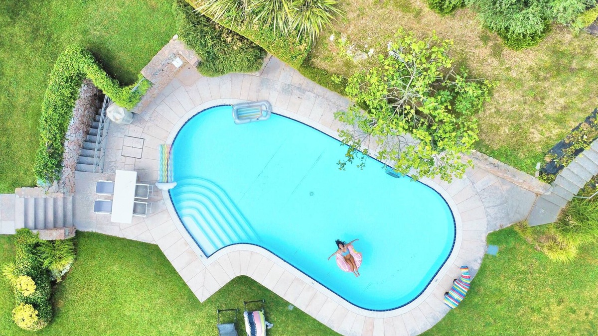 Caprino Veronese Villa | Large Villa in the Countryside, Private Pool and Garden — 10min from Lake Garda