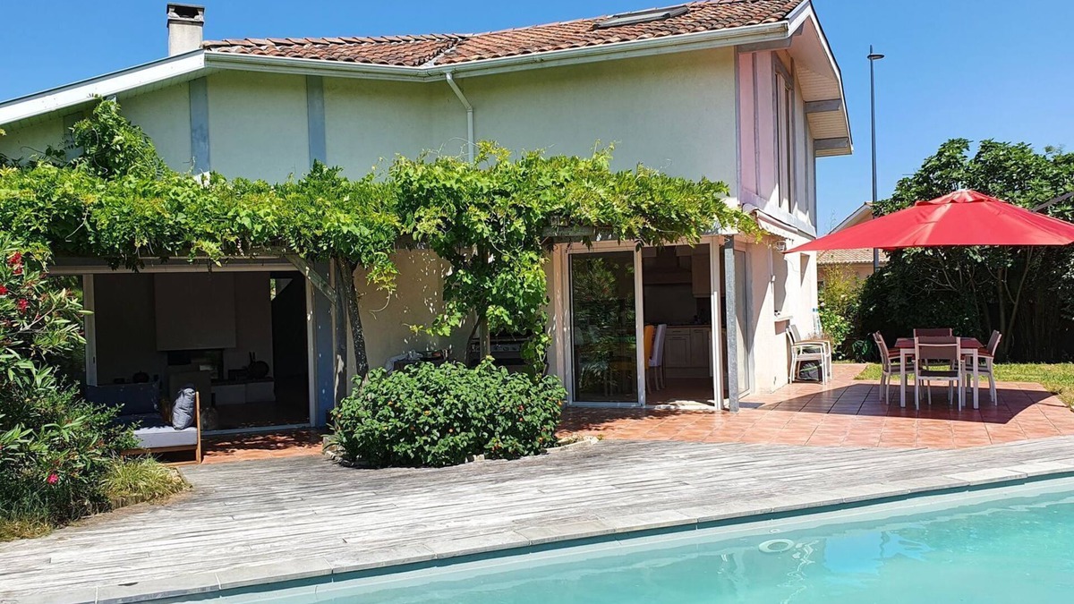 Benesse-Maremne Villa | Large villa With Swimming Pool Near Hossegor