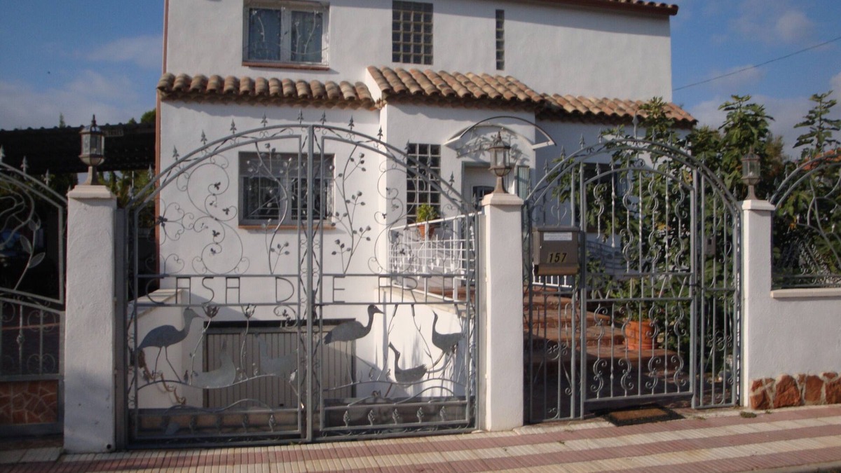 Les Tres Cales Villa | Large villa with pool, billiards/cinema room, 12 people