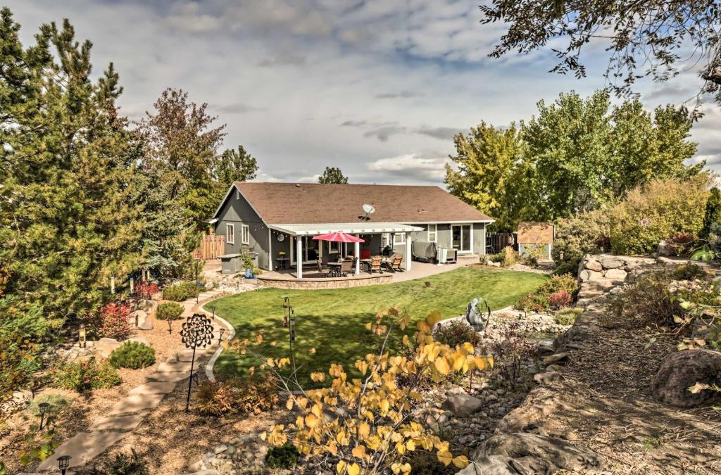 Reno House | Large Yard and Hot Tub Reno Retreat!