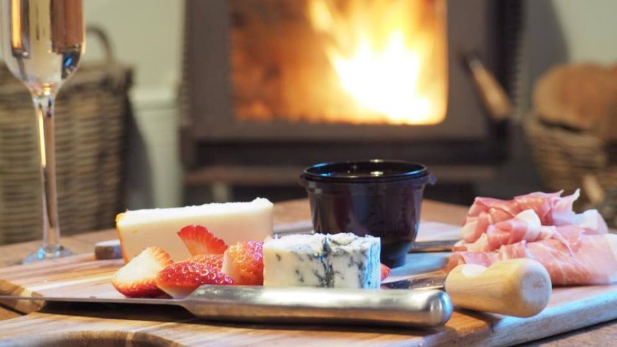 Burrawang Cottage | Lark Cottage - relaxing retreat