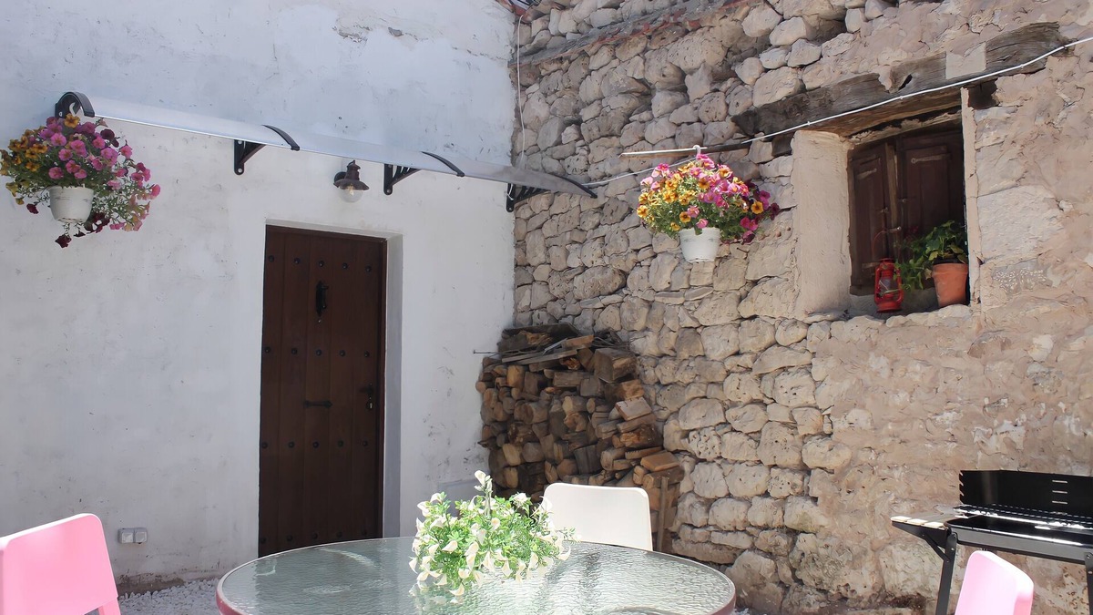 Castrillo Del Val Cottage | Las Calendas de Atapuerca