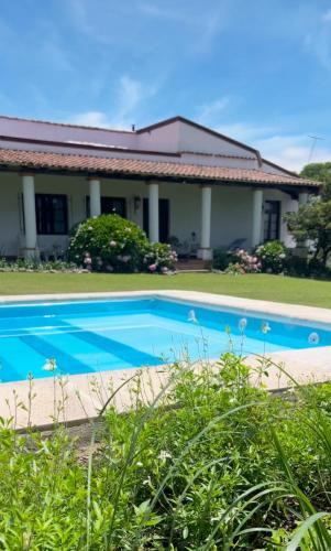 Villa San Lorenzo House | Las Camelias Casa de Campo en San Lorenzo, Salta