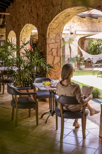 Asuncion Hotel | Las Lomas Casa Hotel