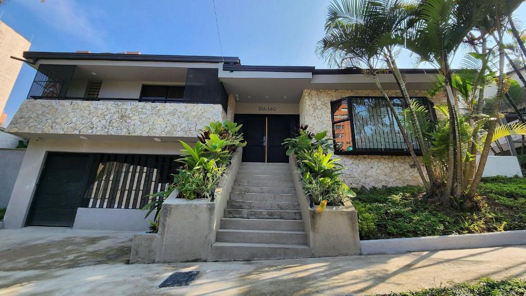 Las Lomas I House | Las Lomas Luxury House2