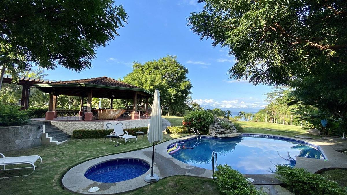 Playa Naranjo House | Las Mañanitas - Wonderful Oceanfront Villa and Beachfront Property!