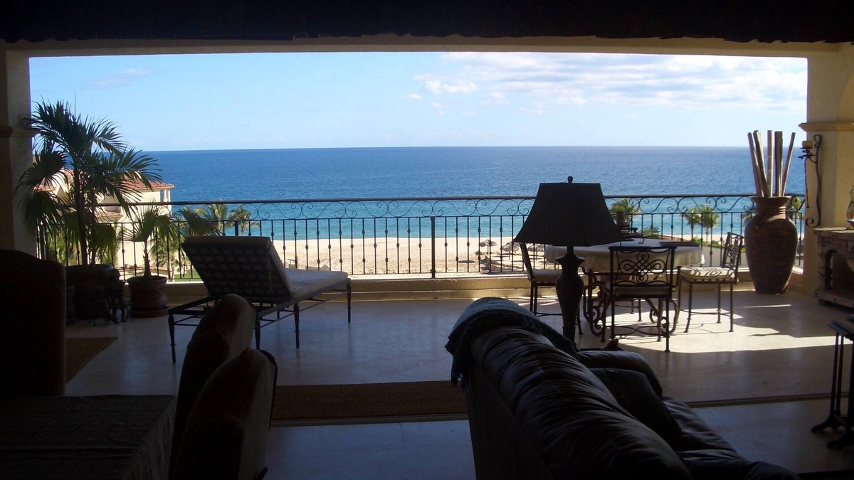 Zona Hotelera Condo | Las Mananitas, Fifth Floor, 3 Bedroom Villa, Oceanfront, HUGE Balcony.