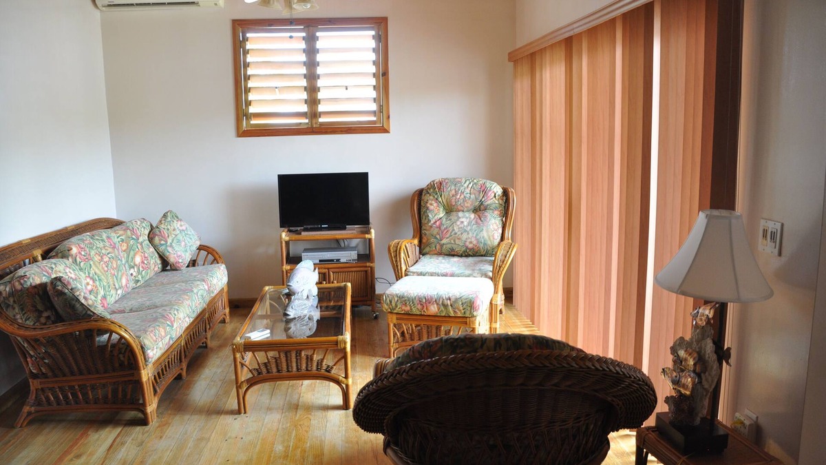 Las Palmas Villa | Las Palmas Beachfront Palms Villa, Roatan Bay Islands, Honduras -