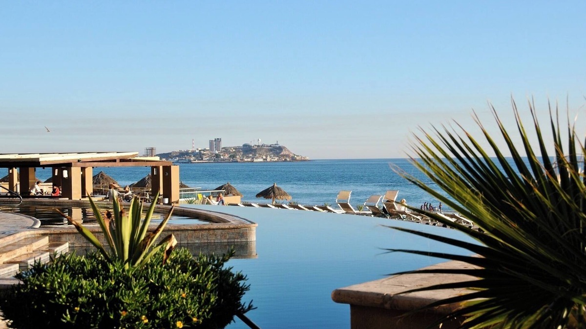 Puerto Penasco Condo | Las Palomas 3 BR/3BA 360/485 Stay 7 nights get one free