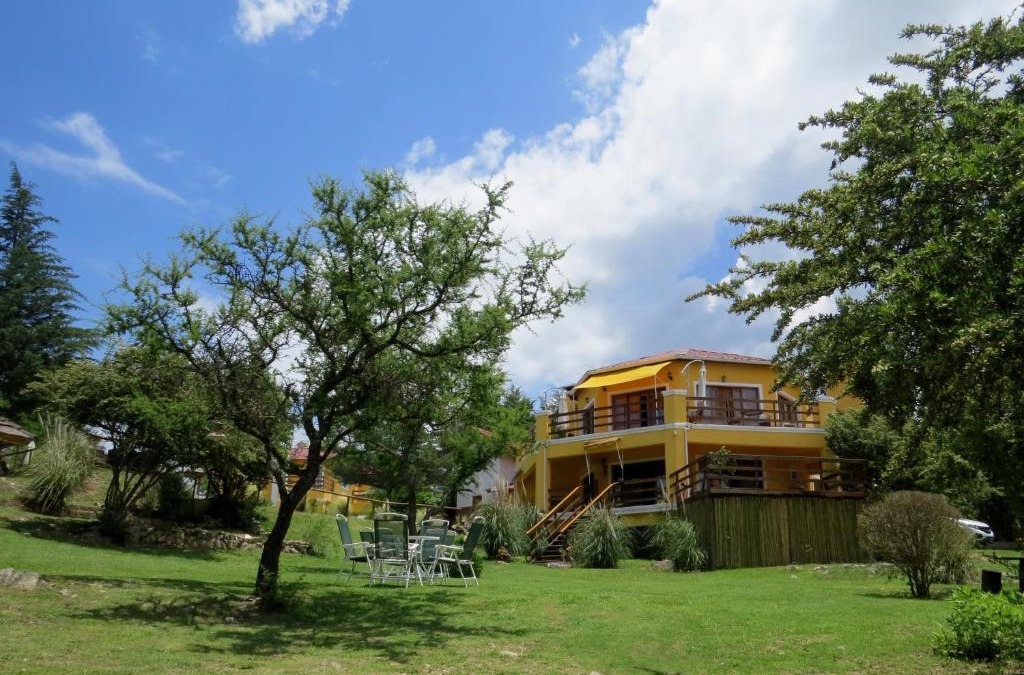 Los Reartes Cabin | LAS PRINCESAS Cabañas frente al rio