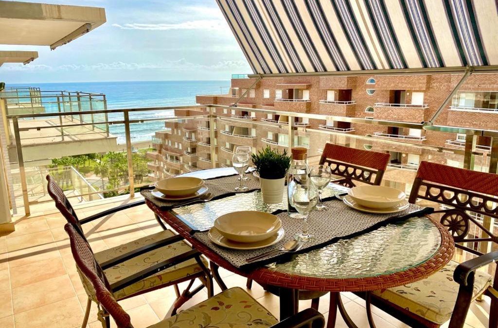 Marina d'Or Apartment | Las Terrazas I Magic World, con movistar total, disney plus, prime y mas servicios streaming