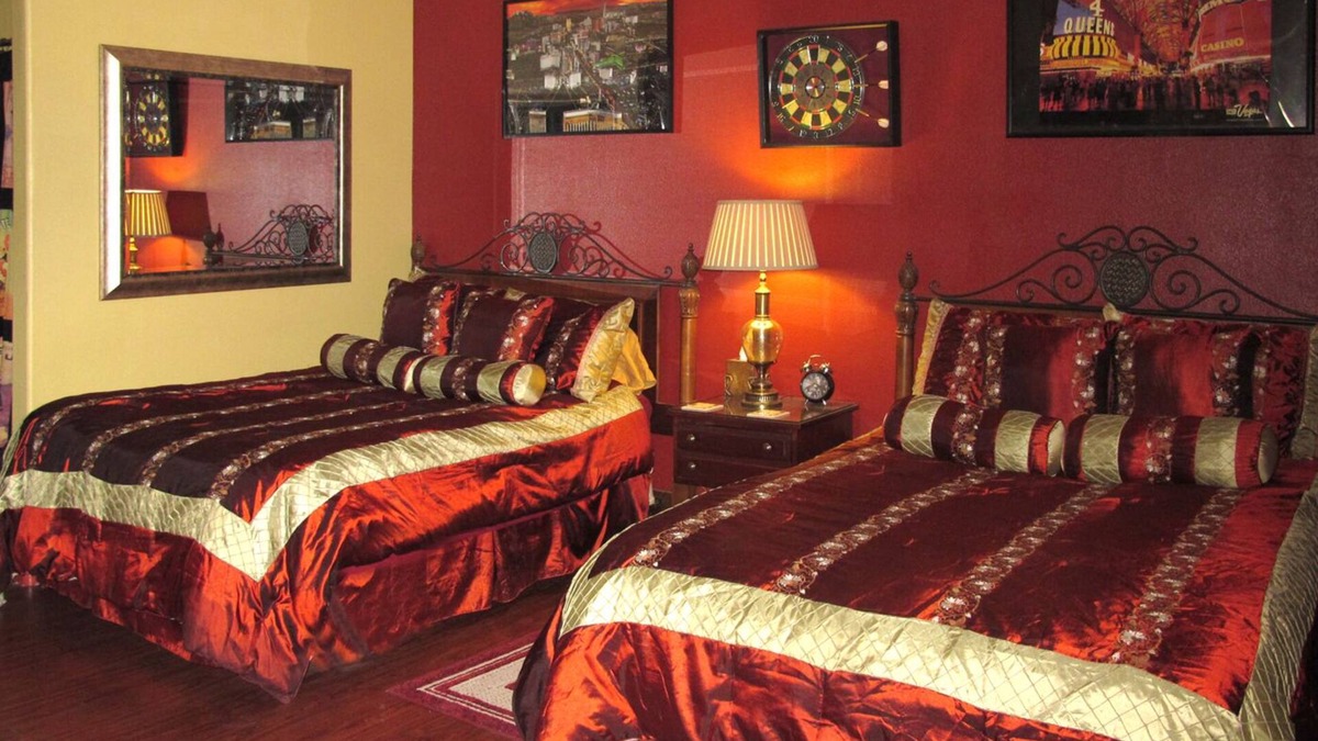Enterprise Condo | Las Vegas Blvd. tropical resort guard gated condo/Pool/Spa/Gym/Tennis/pet/ADA