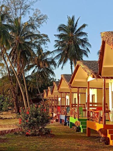 Baan Tai Resort | Last Hammock Beach Resort