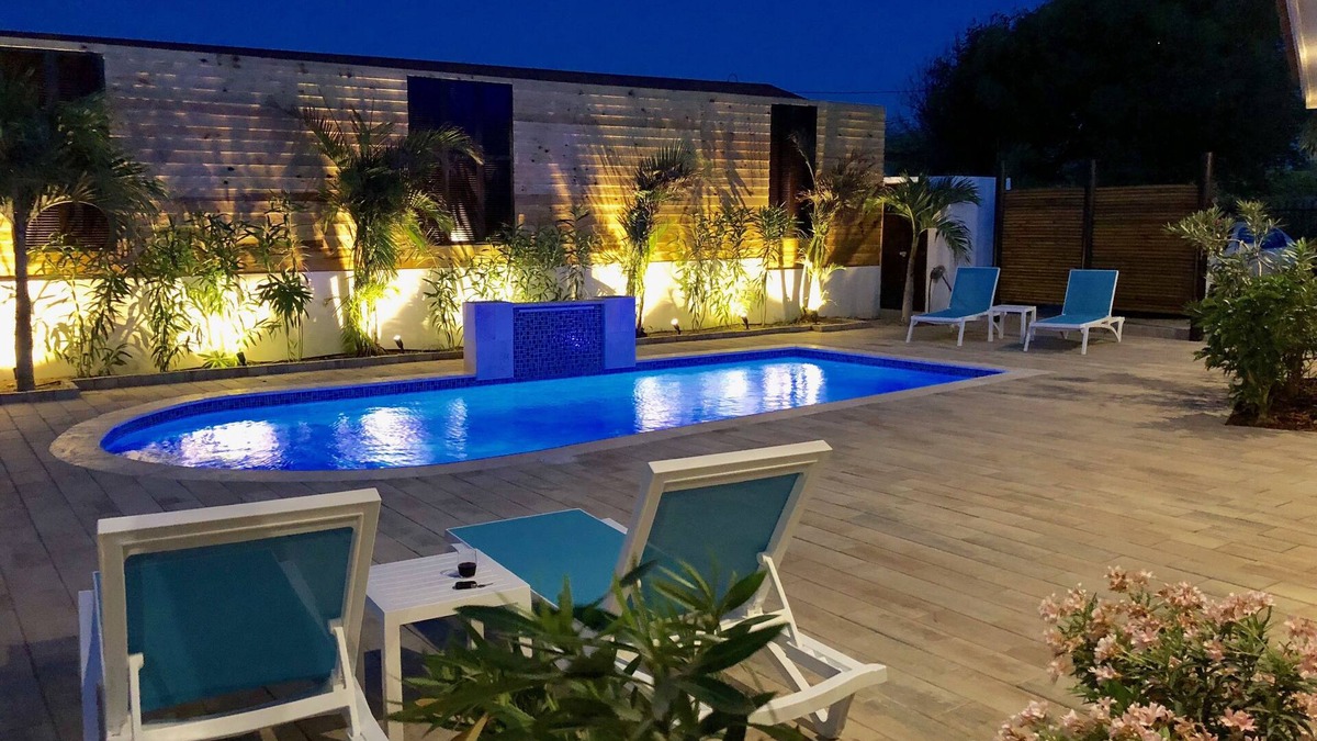 Opal Villa | LAST MINUTE DEAL LUXURY VILLA 5 BDR, 6 BATH WALK RITZ, MARRIOTT & PALM BEACH