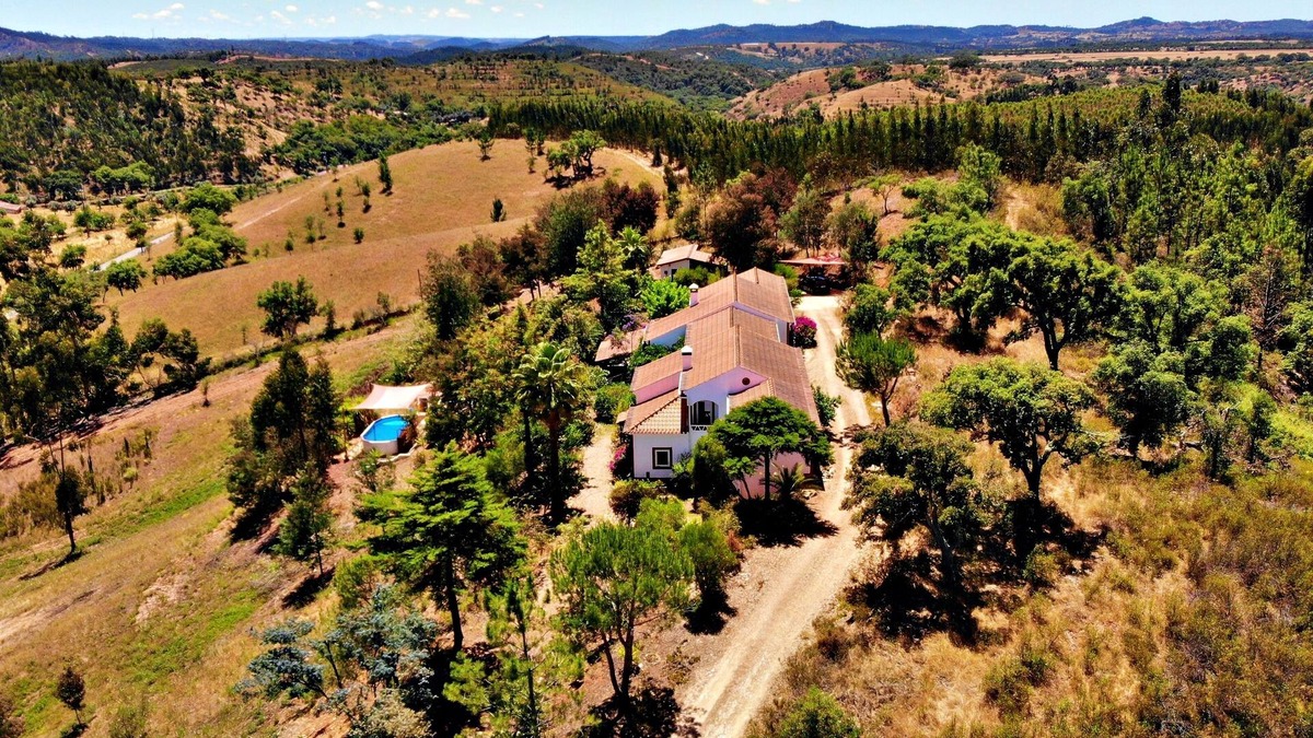 Reliquias Villa | LAST MINUTE September - NatureVilla & Pool - near V.N. Milfontes/Sao Luis