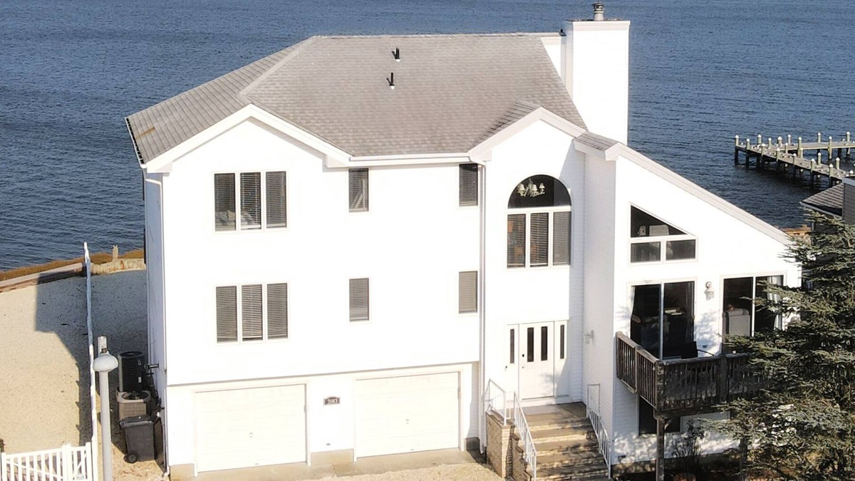 Beach Haven West House | Late Summer & Fall Getaways – Bayfront Home w/Pier, Decks & Stunning Views