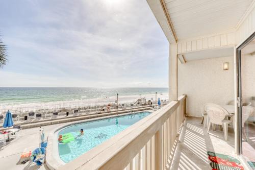 Fort Bay House | Latitude 29 #19