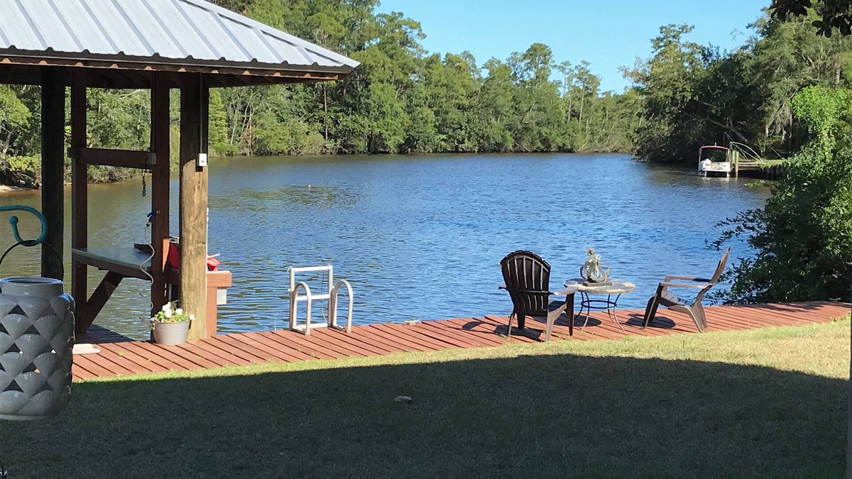 Gulfport House | Latitude Adjustment Waterfront Getaway. *New Flooring*