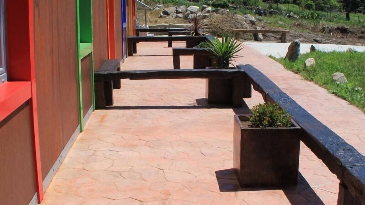 Esgos Apartment | Lauburu * 3 * ecological studio with 1 bedroom for couples with large terrace