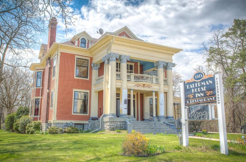 Marinette Bed & Breakfast | Lauerman House Inn Bed & Breakfast