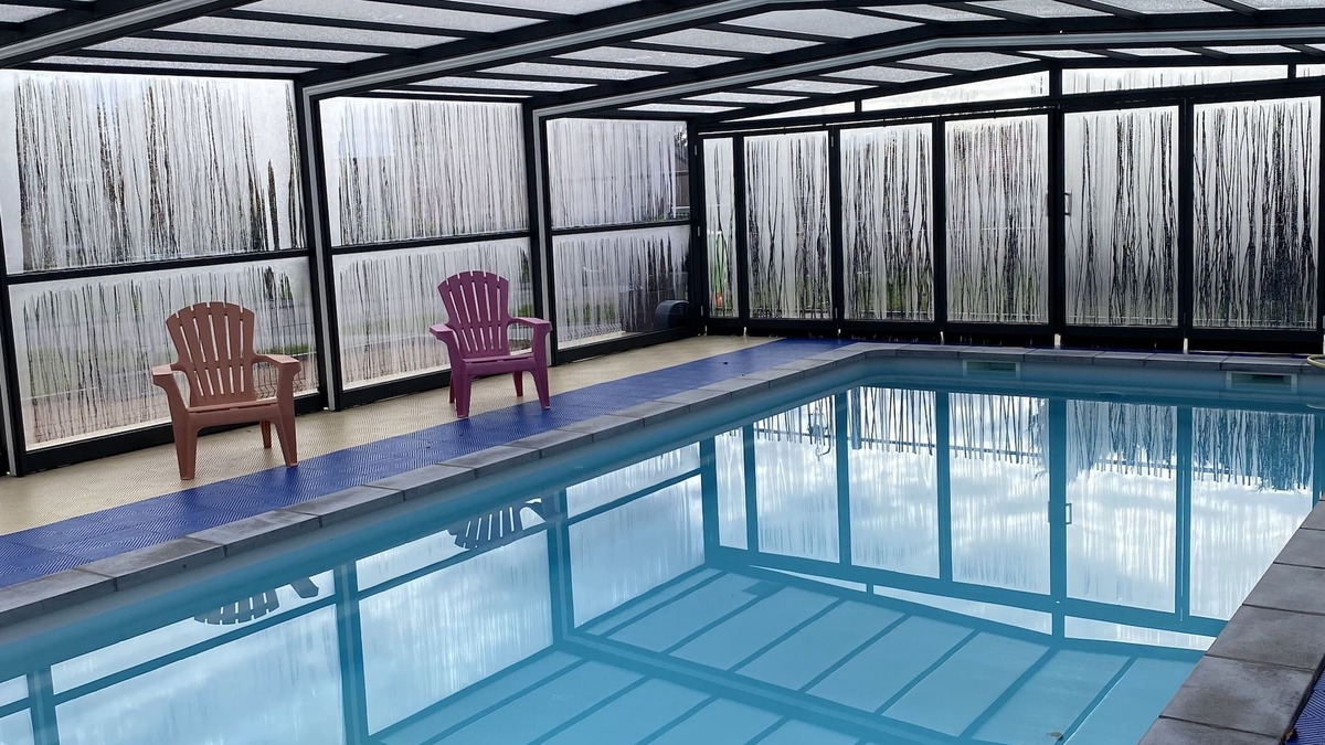 Givarlais Cottage | LAULIVIER-Piscine Campagne Gite 15 persons
