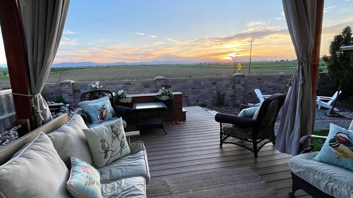 Brighton Apartment | Launchpad~3 Beds, Rain Shower, Top Golf NearBy