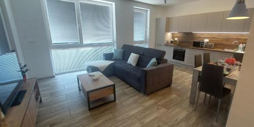 Samorin Apartment | Laura Apartman & private parking