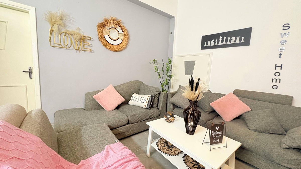 Madaba House | Laura's Cozy HOME City Cinter