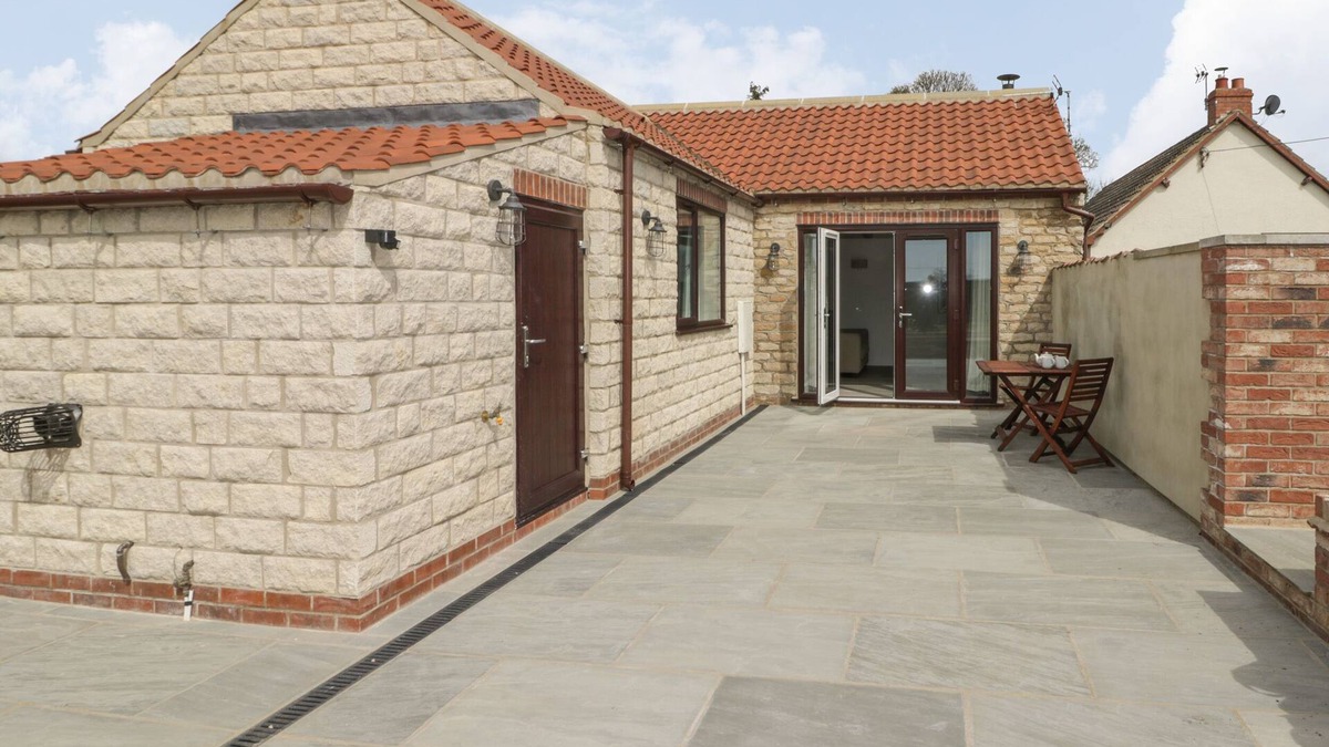 Malton Cottage | LAUREL FARM, pet friendly, country holiday cottage in Rillington