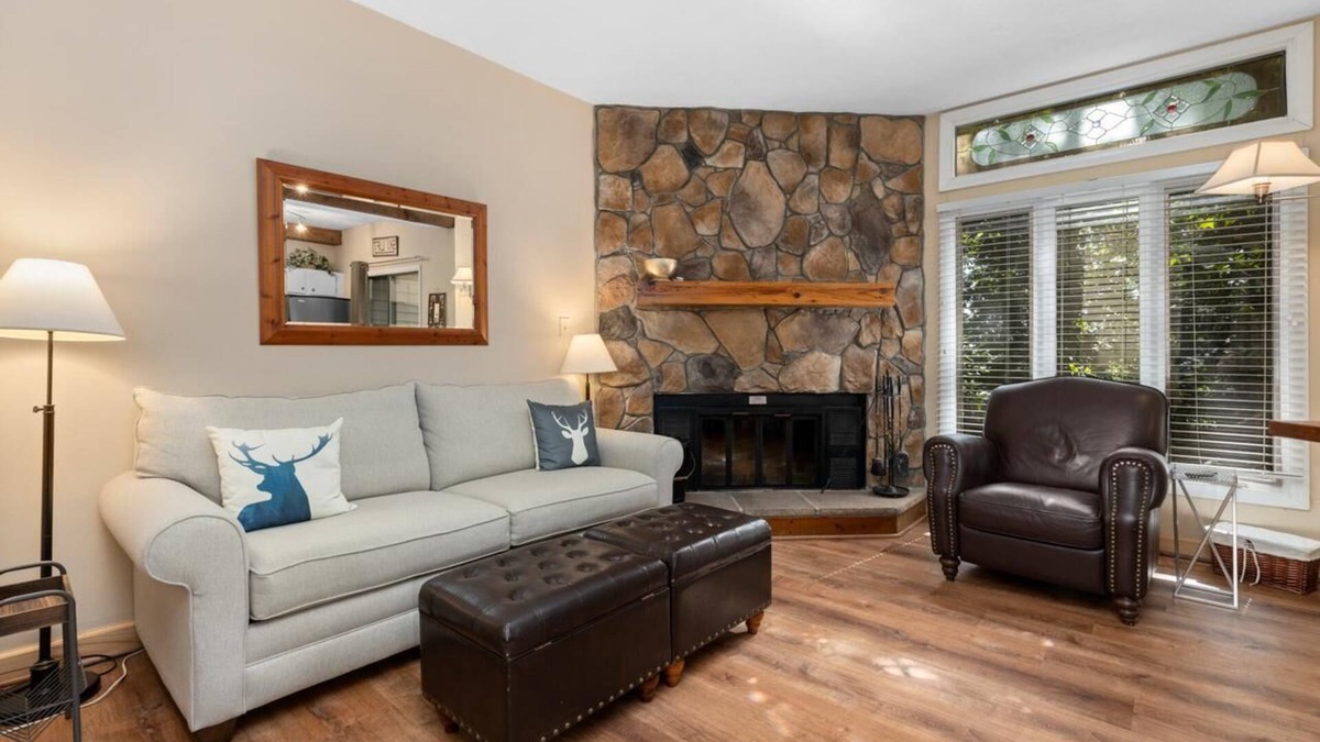 Wintergreen Condo | Laurelwood 98 with Wintergreen Advantage
